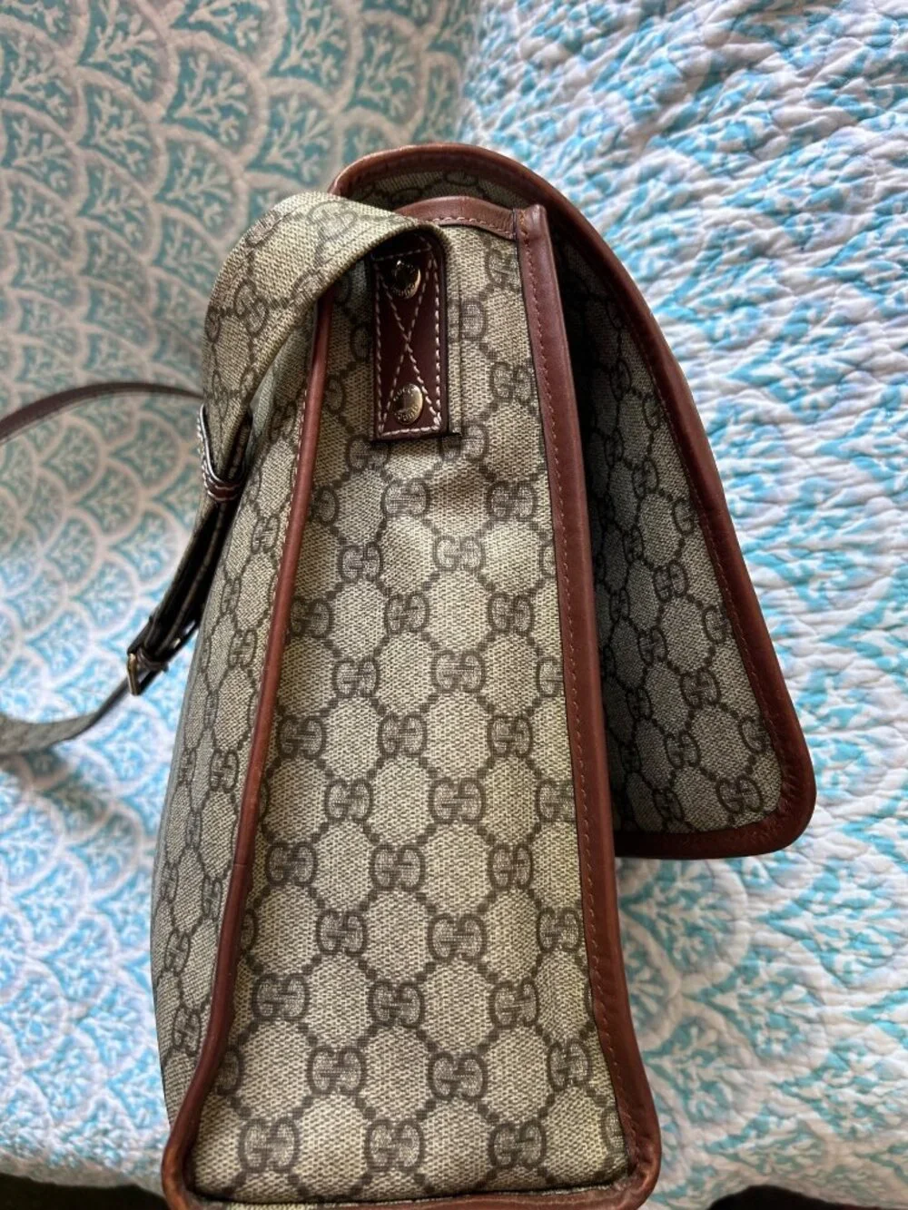 Vintage Gucci GG Supreme Web Messenger Shoulder Bag | Brown Leather | Made in It